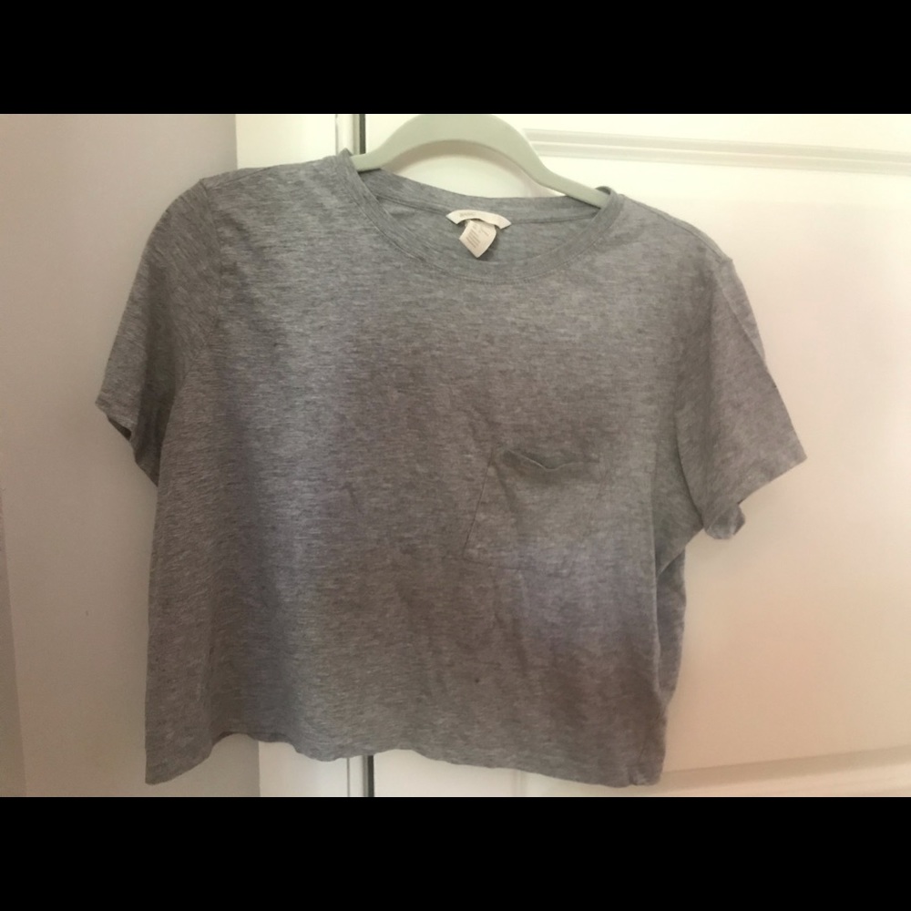 H&M basic grey cropped pocket tee